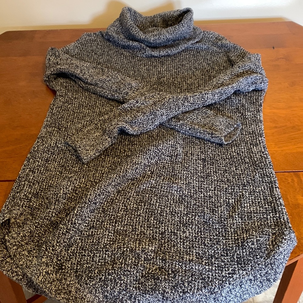 Old Navy turtle neck sweater